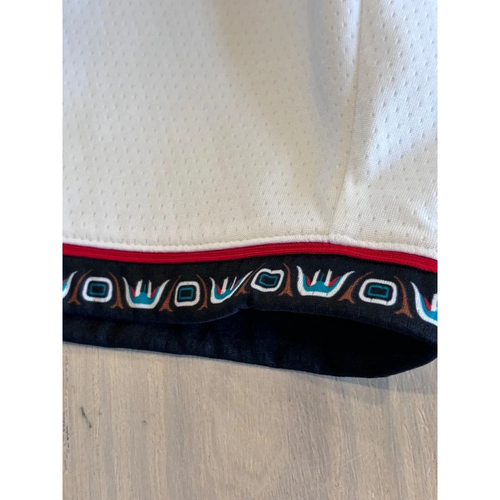 Nike Vancouver Grizzlies NBA Hardwood Classics White Mesh Shorts Mens L 14/16